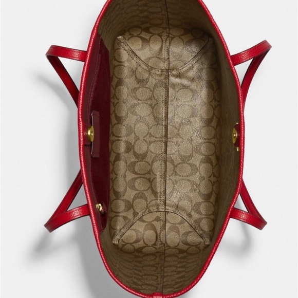 Nwt Coach x Disney city tote with Snow White motif and signature canvas - Picture 5 of 5